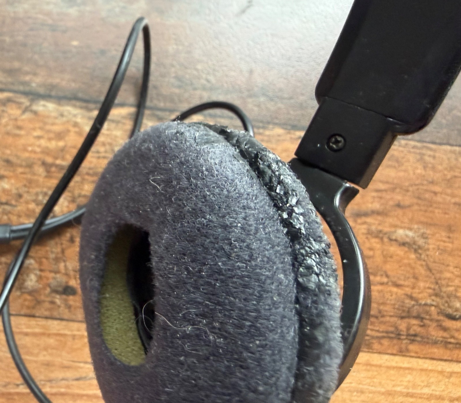 Vintage 80s Sony MDR-V2 Over the Ear Headphones Tested & Works need plug repair!