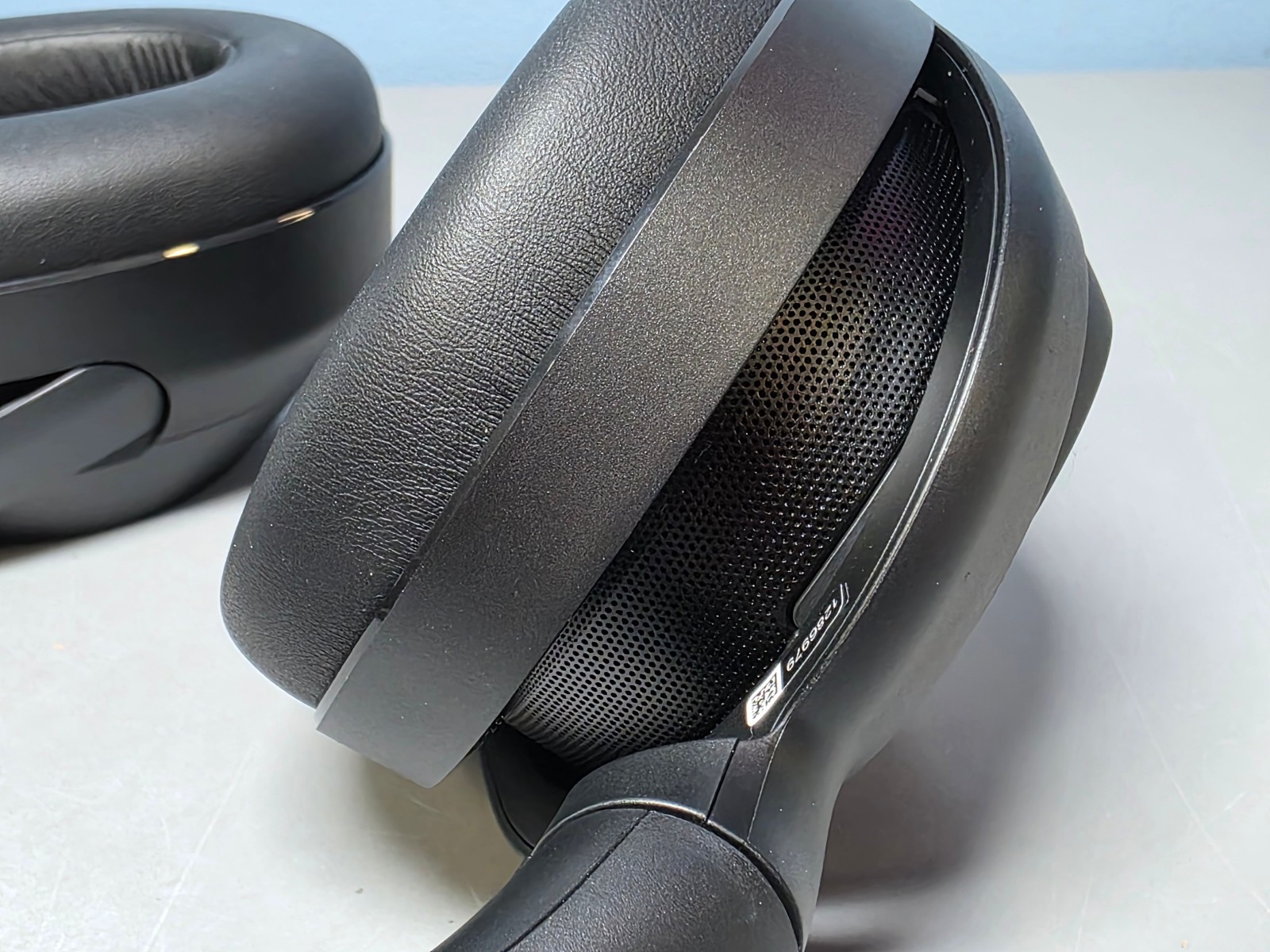 Sony Ult Power Sound Wireless Noise Cancelling Stereo Headphones in Black