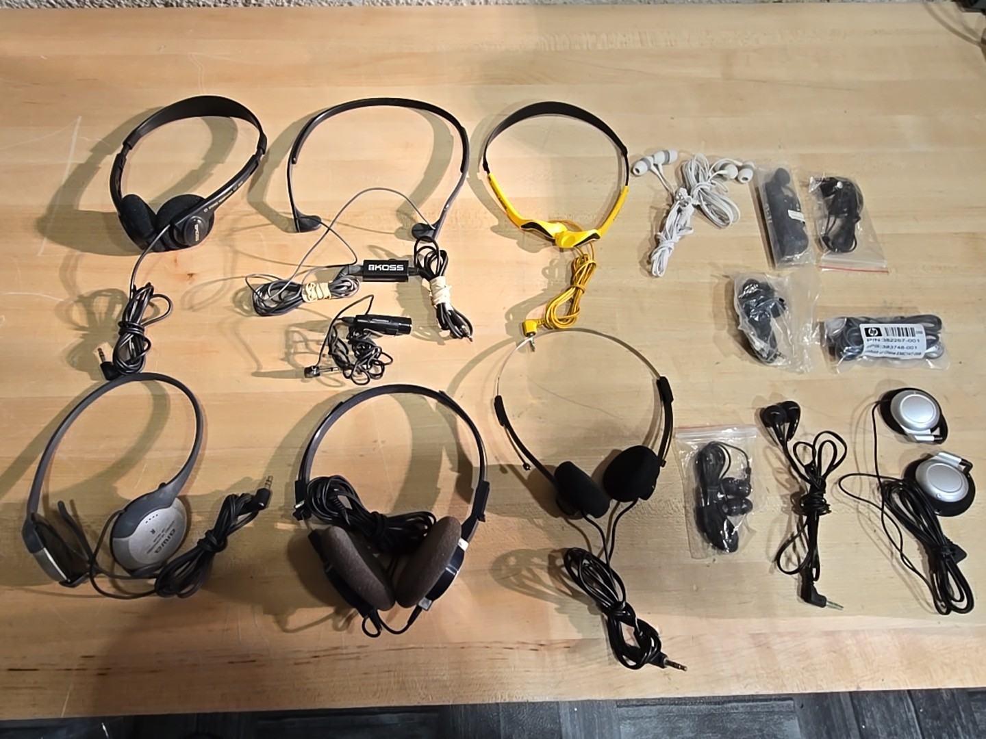 Vintage Lot Sony MDR Koss Aiwa Sports Generic Headphones Walkman Foam Ear Pads