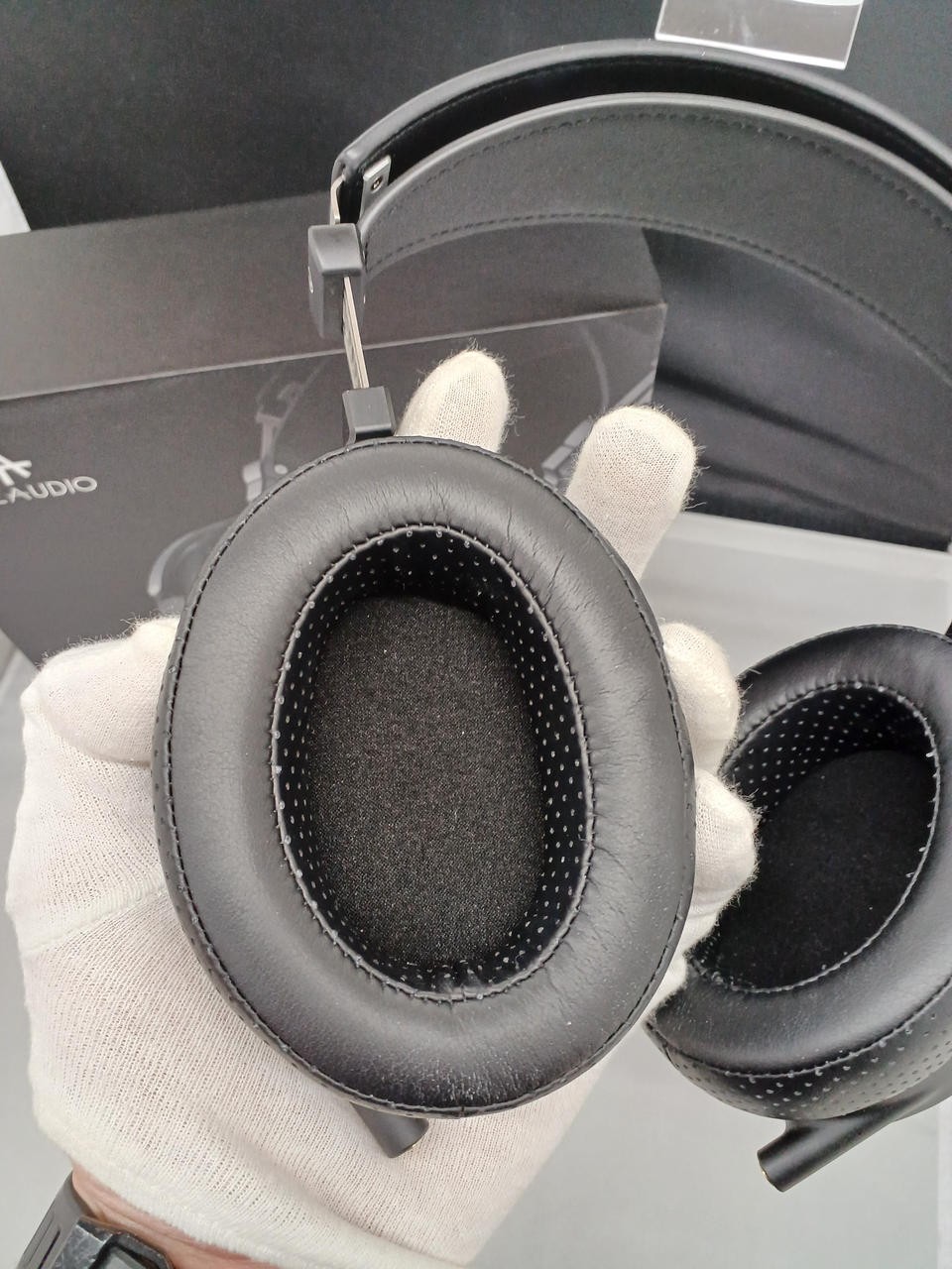 THIEAUDIO Headphones Wraith Authentic Headset Over-Ear Hi-Fi