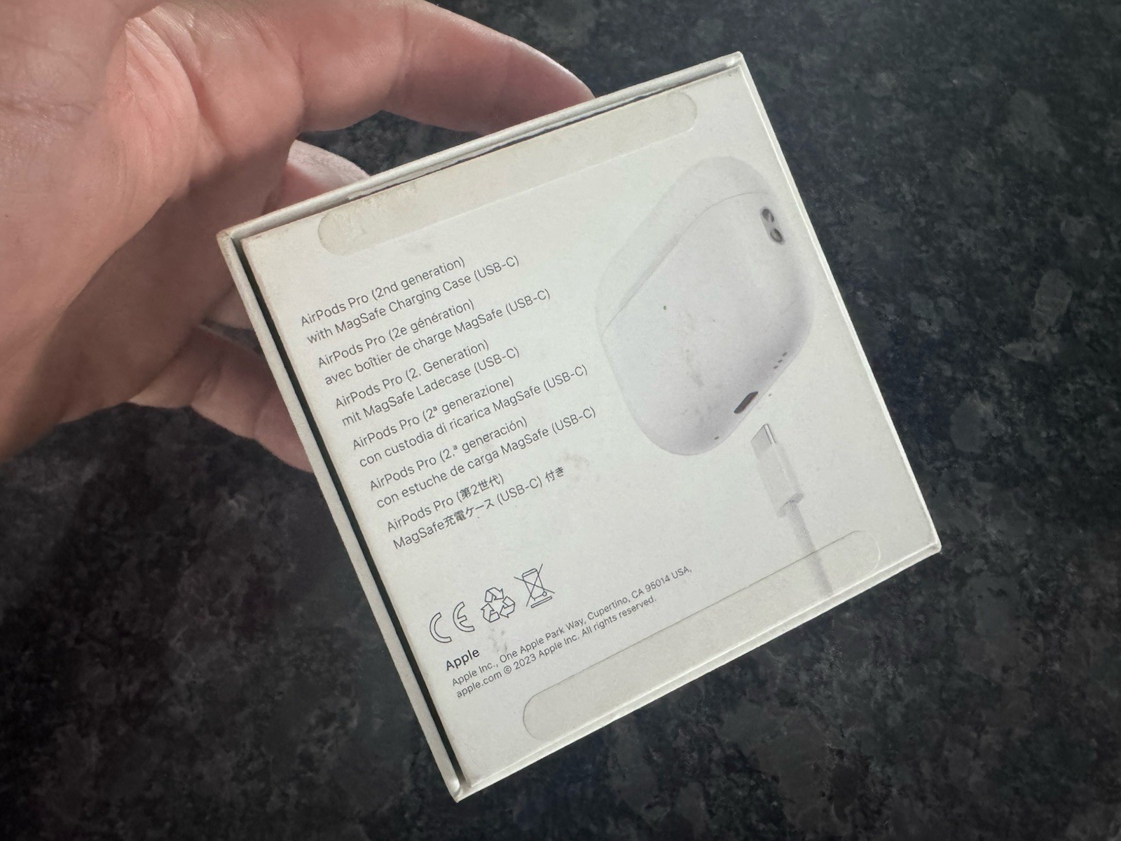 Apple Airpods Pro 2nd Wireless Active Noise Cancelling USB-C Complete MTJV3AM/A