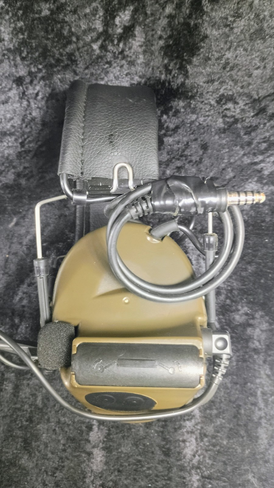 Tactical ComTac Style Headset (Coyote Brown) – AA Battery – AS-IS / For parts