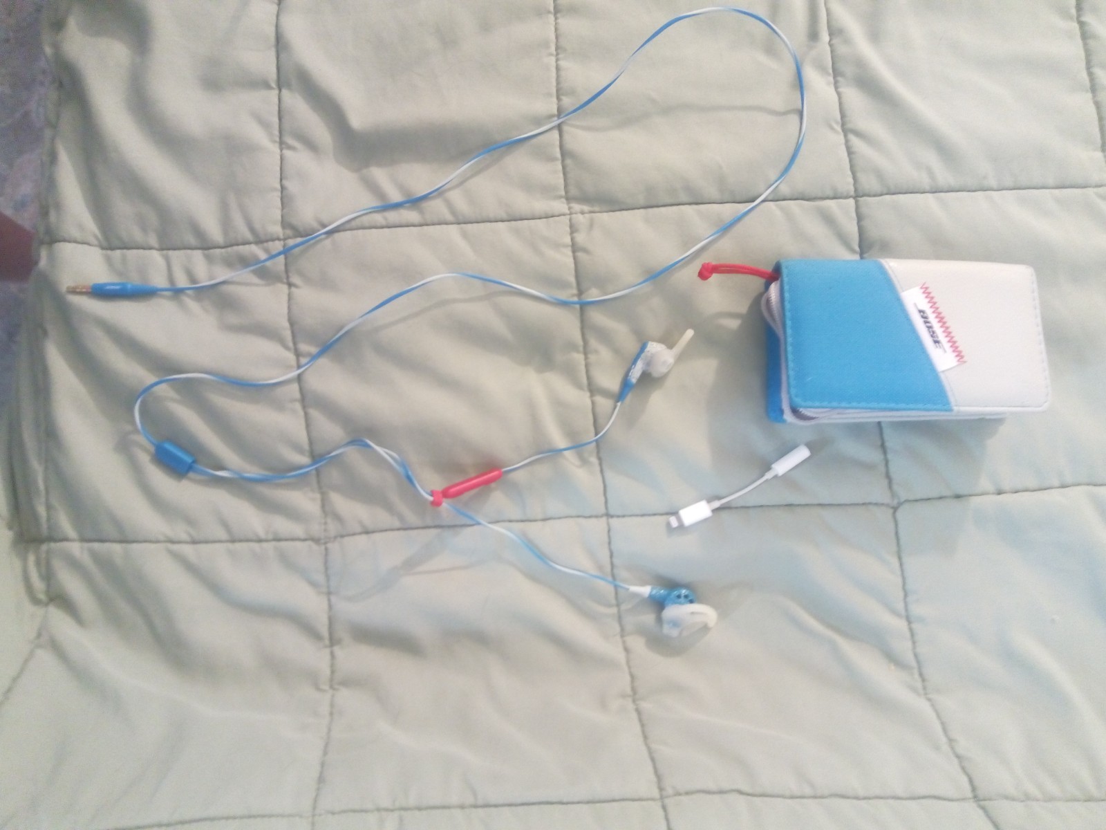 Bose Soundsport Earbuds, Wired, Case As IS