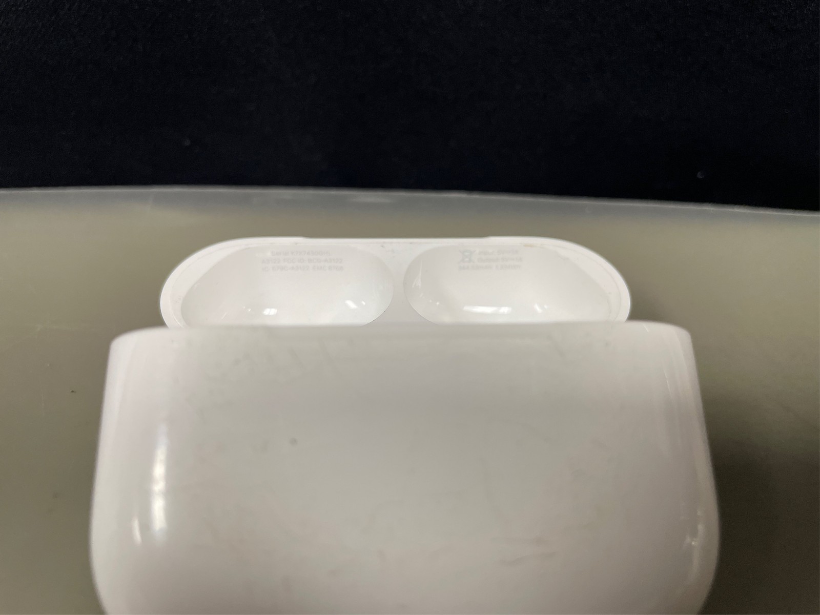 Apple AirPods Pro 3 16