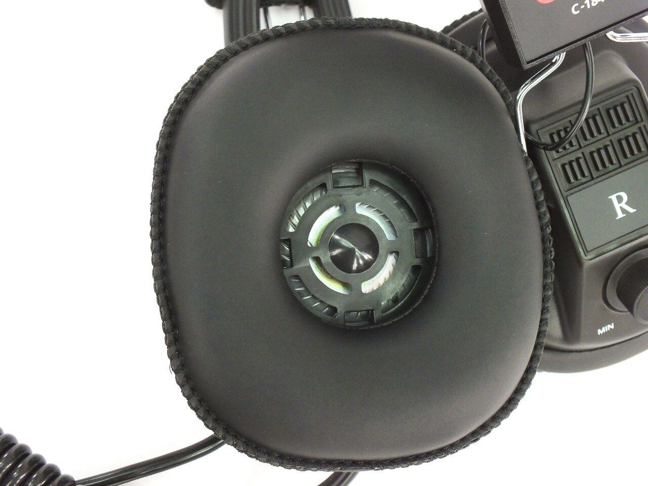Labtec C-184 Stereo/Mono Headphones with Volume Control 3.5mm 1/4″ – New In Box