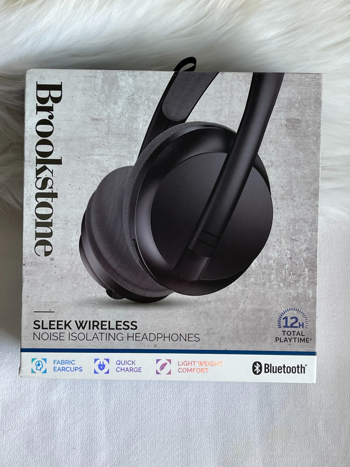 NIB Brookstone Sleek Wireless Bluetooth Noise Isolating Headphones Quick Charge