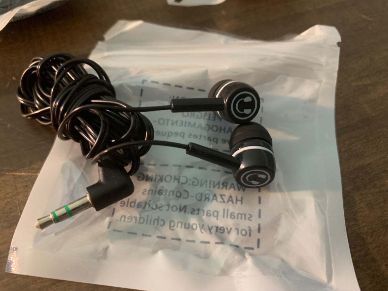 3X NEW Stereo Earbuds 3.5mm, silicone tips, 5 FT inch length, Black – Angle plug