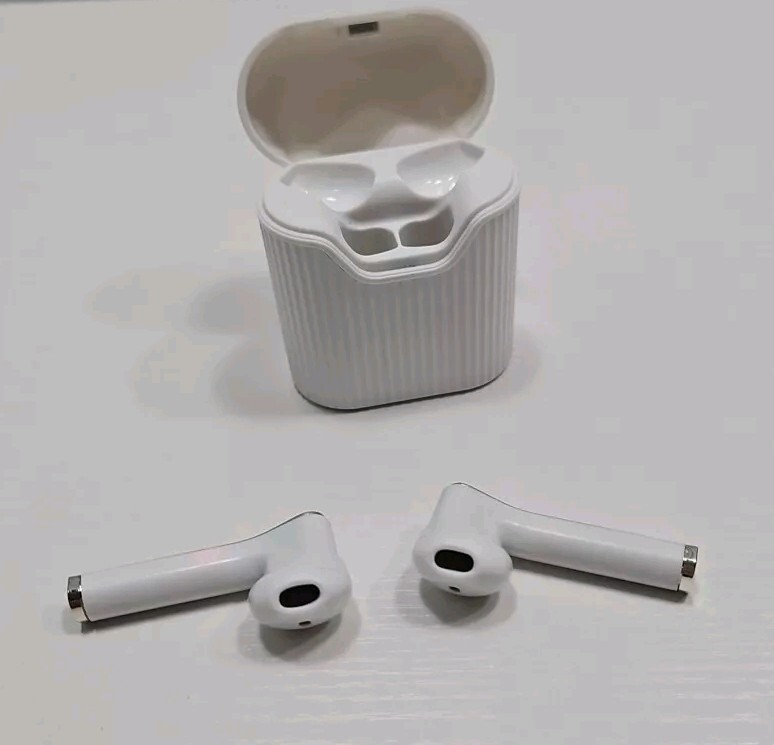 Soundlogic XT Power Buds Earbuds White With Mic Tested Clean