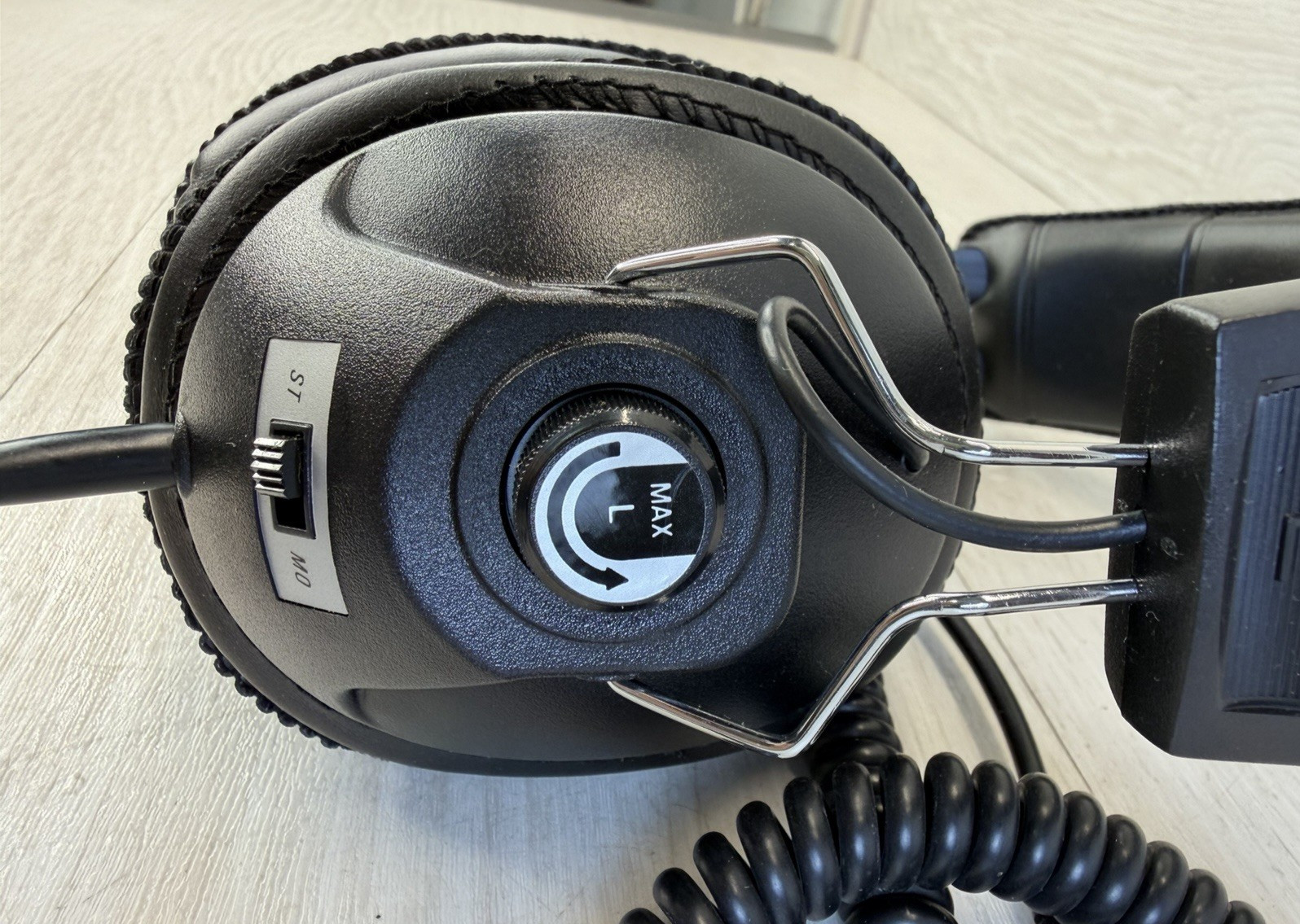 VINTAGE Calrad Stereo Headphones Model 15-135B VG Condition Tested