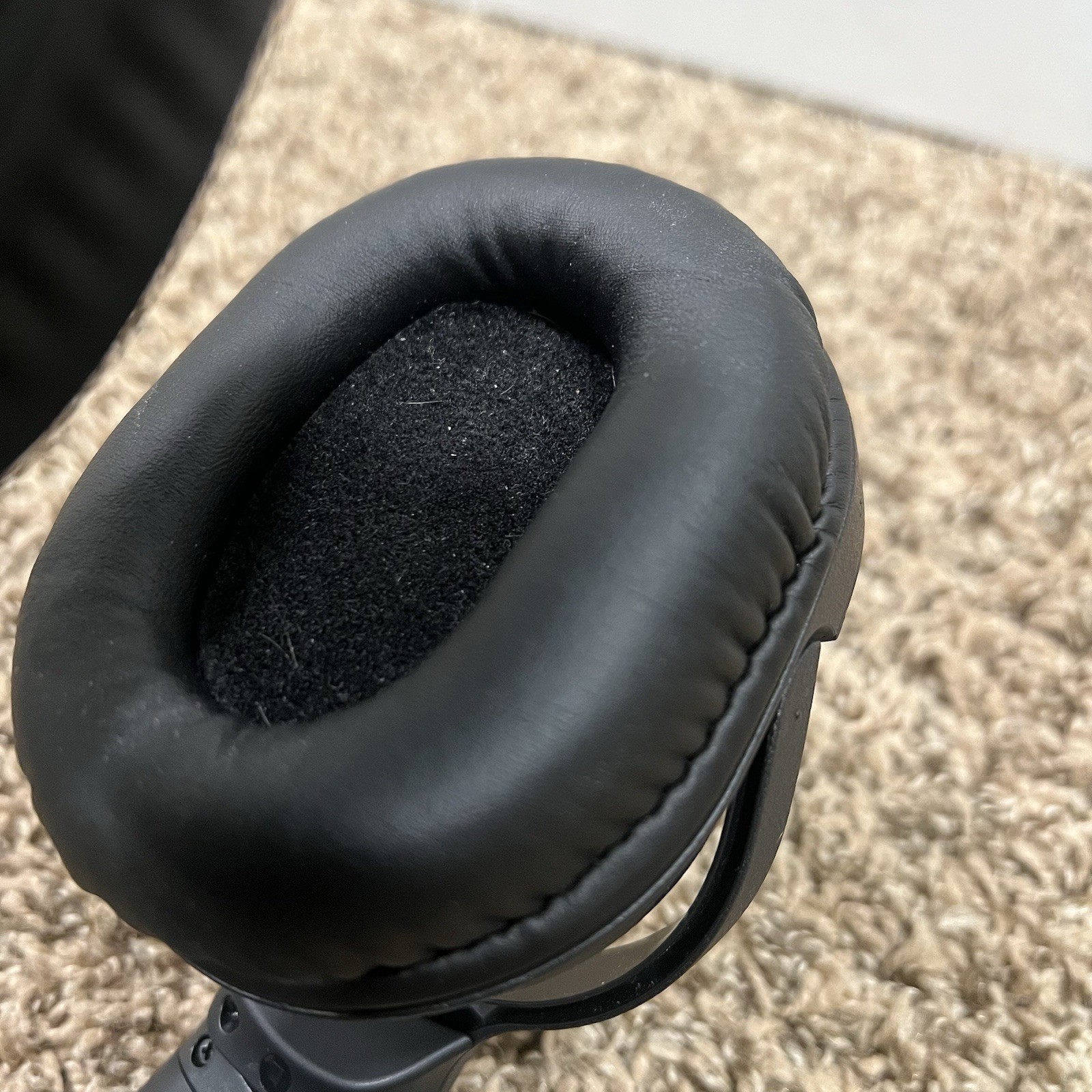 Sony WH-RF400R Wireless Headphones with TMR-RF400 Transmitter Tested