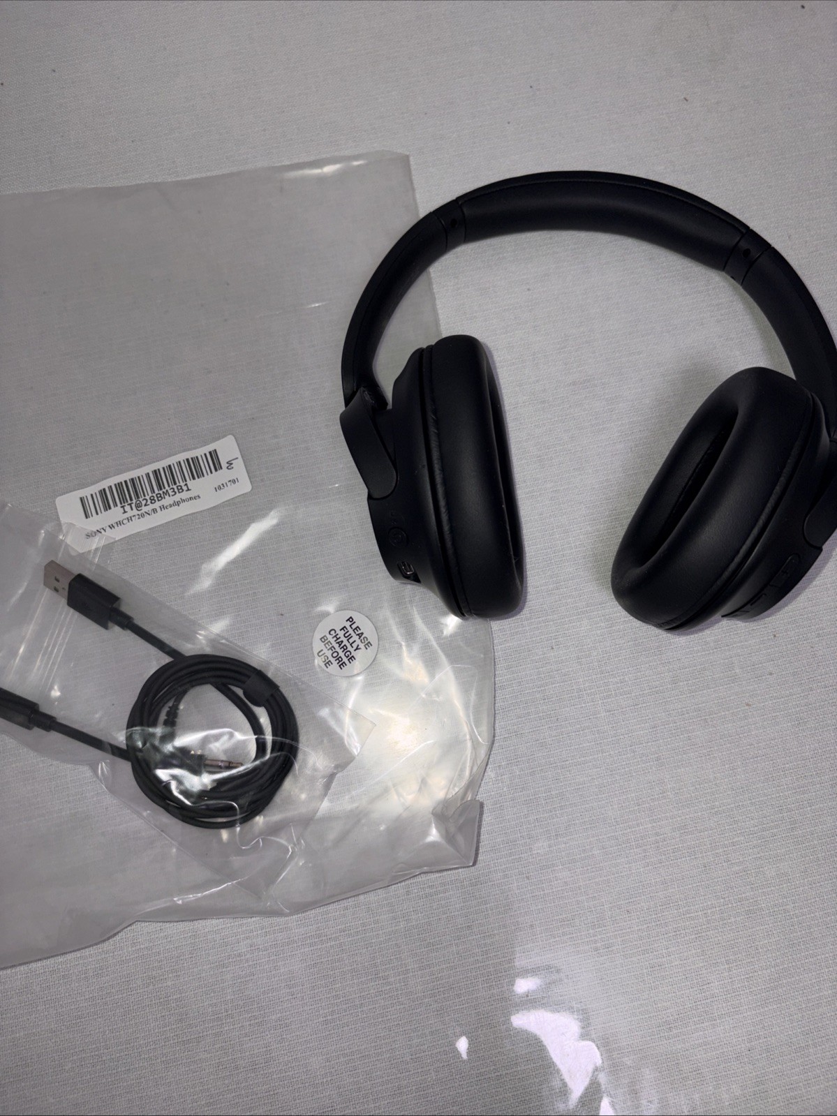 Sony WH-CH720N/B Wireless Noise-canceling Headphones – Black