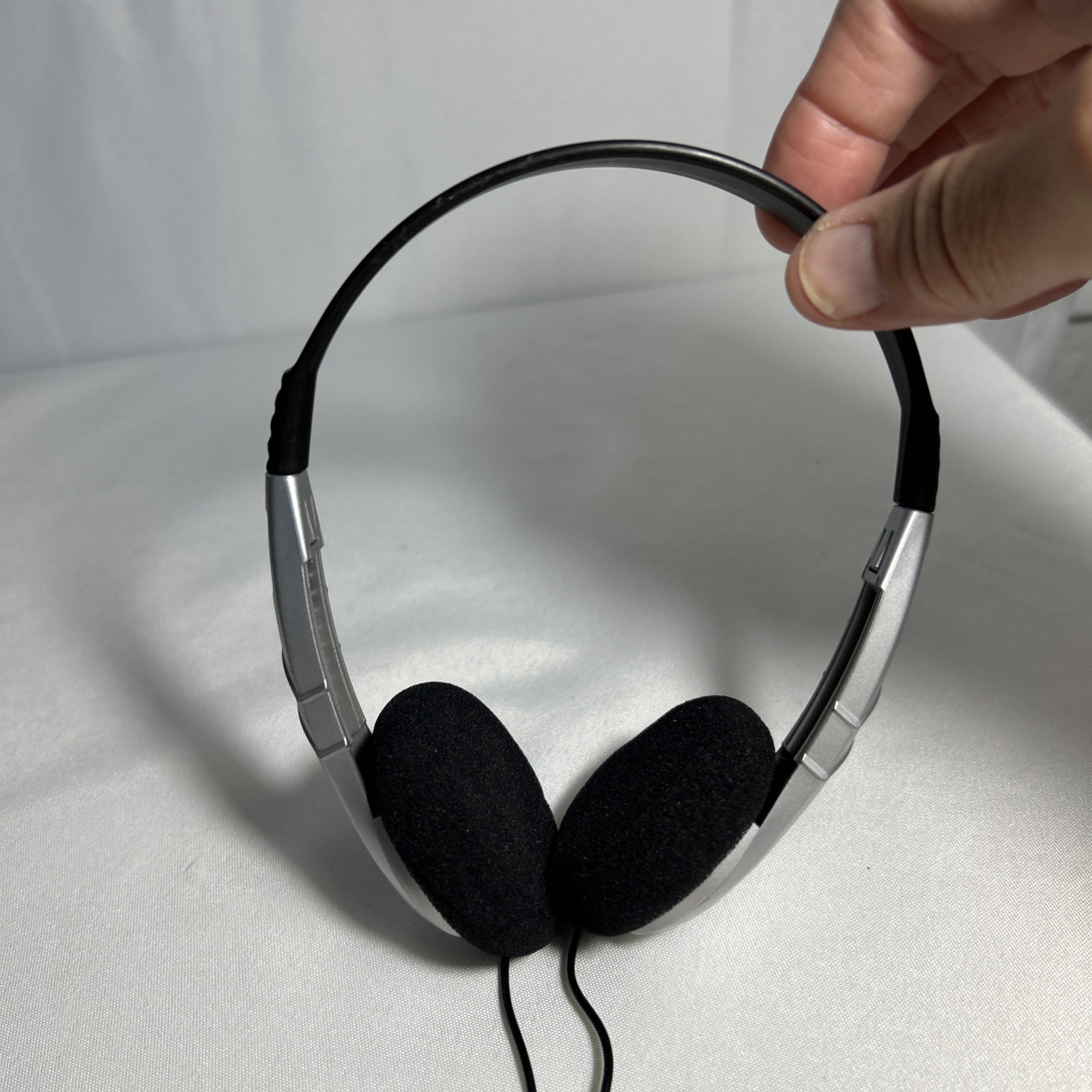 Koss KPH/6 Portable Stereophone 3.5mm Wired On Ear Headphones Inline Volume