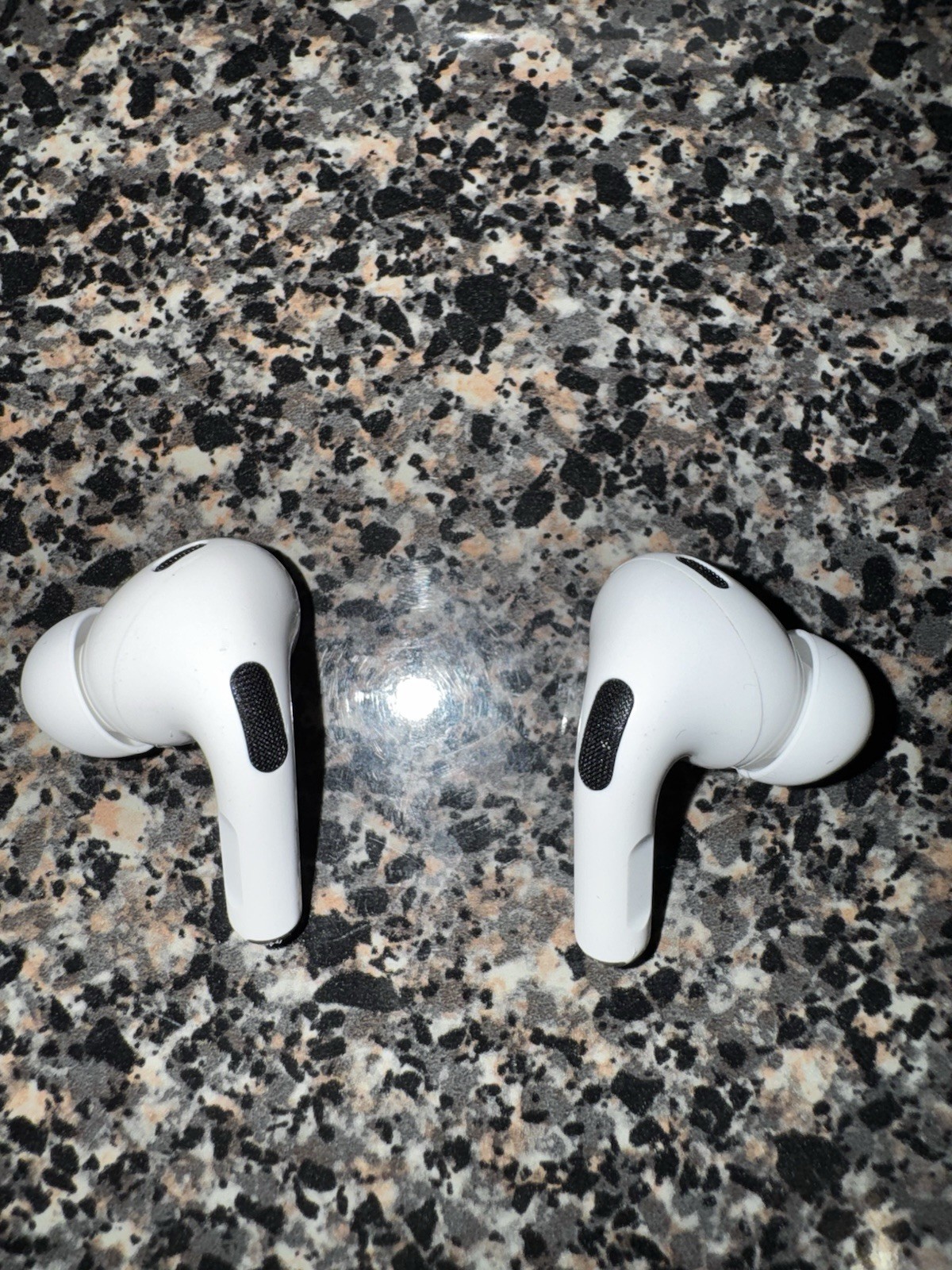 Apple AirPods Pro 2 White Bluetooth Wireless In-Ear Earbuds w/ Charging Case