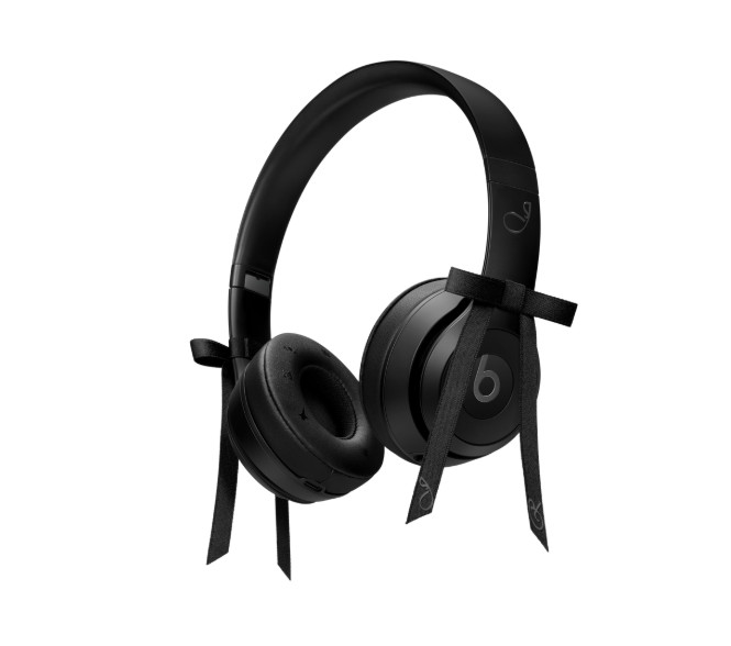 Beats Solo 4 Wireless On Ear Headphone Jennie Special Edition Onyx Black Korean.