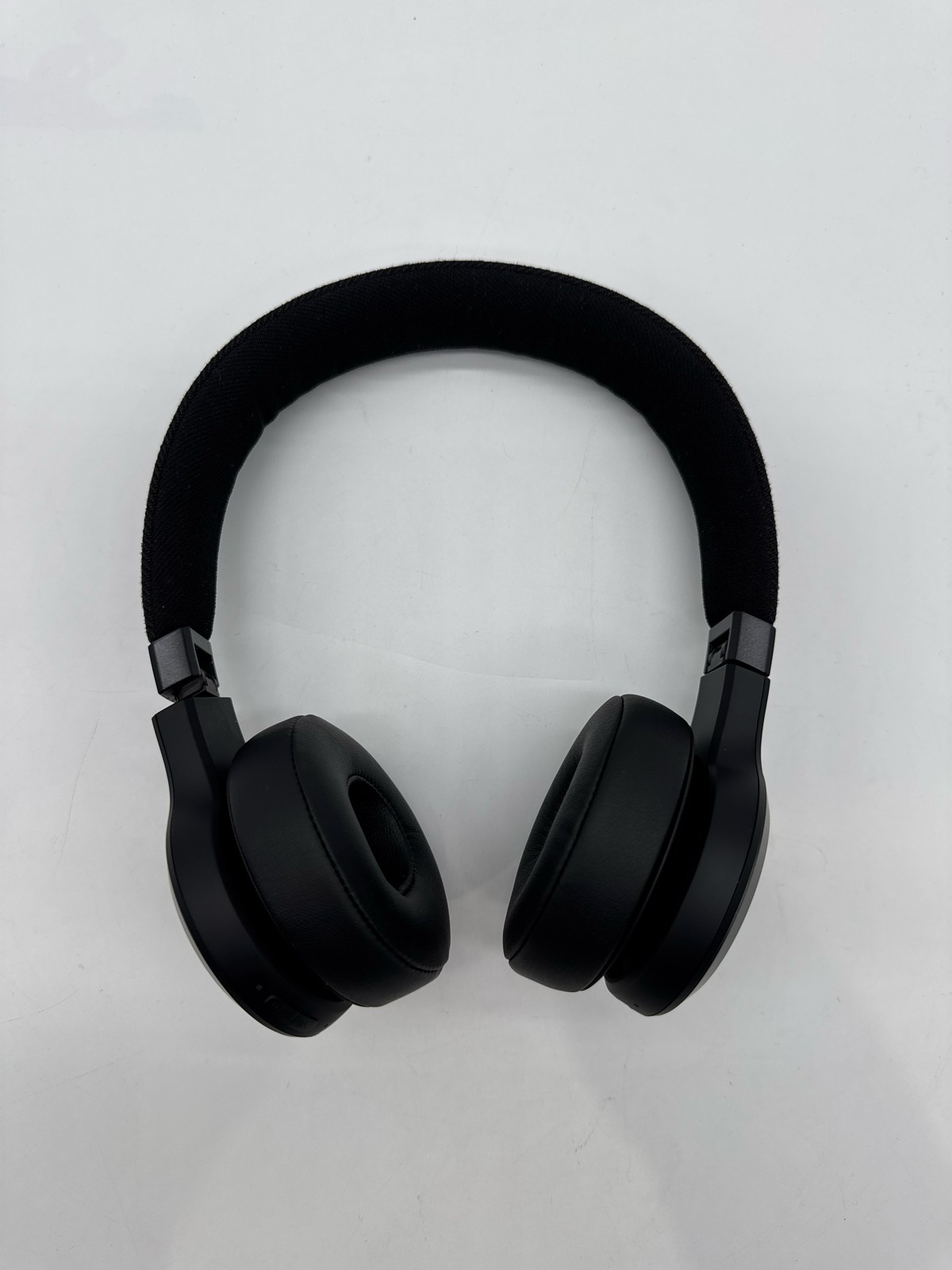 JBL Live 675NC Wireless On-Ear Headphones Noise Cancelling BT 5.3 Black (10)