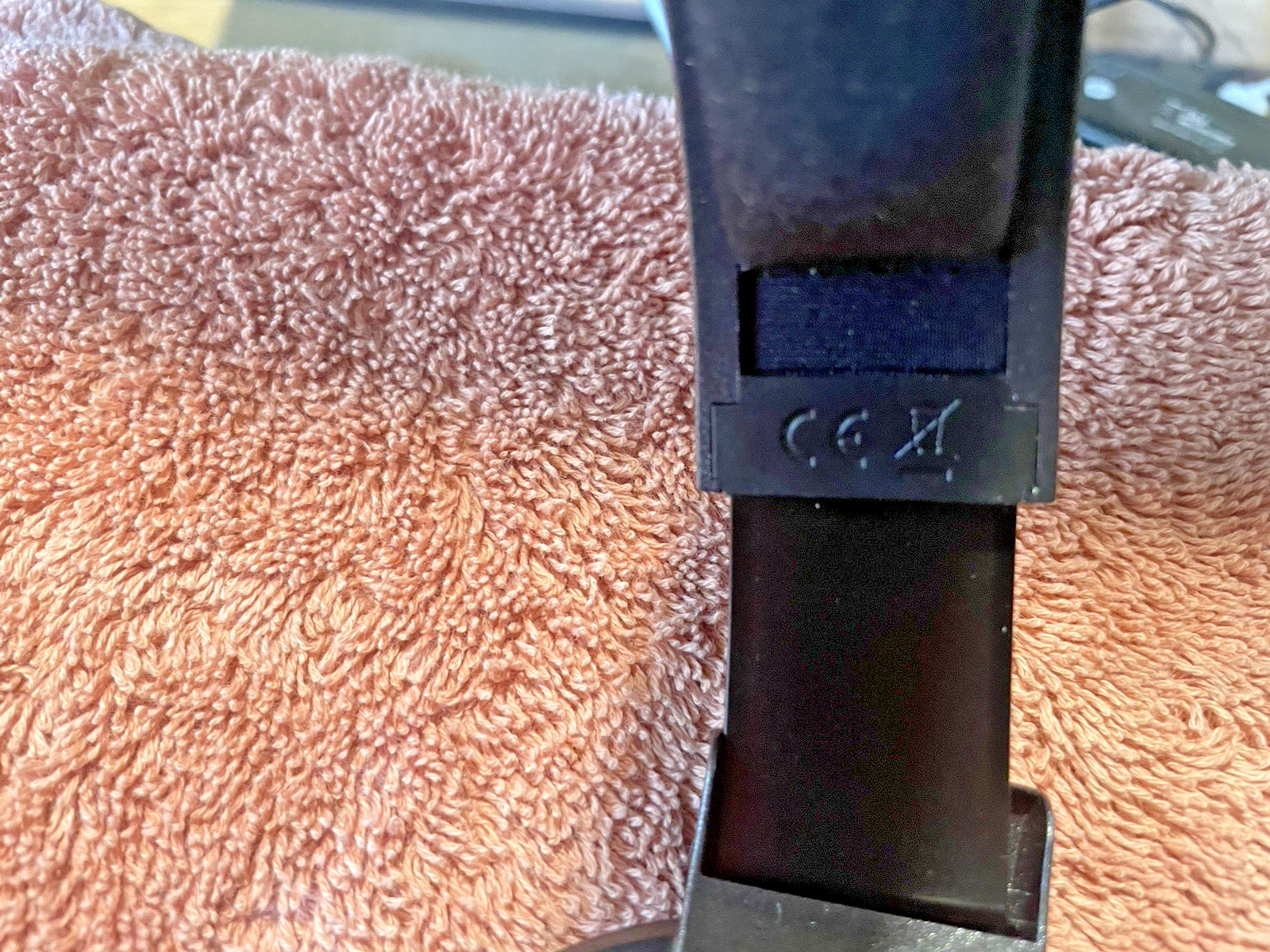 Sennheiser HD650 XLR 4.4mm connection + adaptor / Dekoni Sheepskin Pads / EXC /