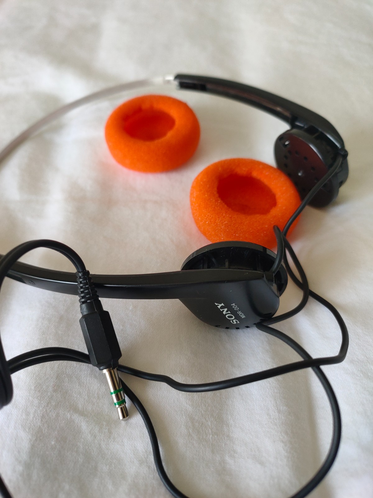 Sony Vintage Walkman headphones mdr-004 mint tested & working