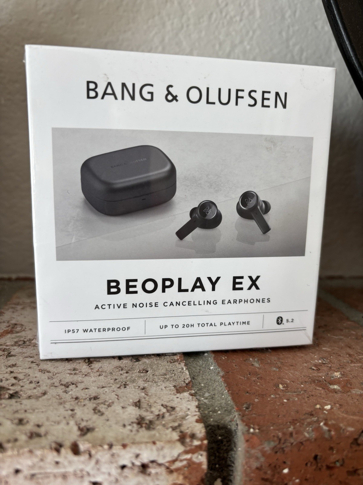 Bang & Olufsen Beoplay EX Earphones Black Nose Cancelling NEW Sealed