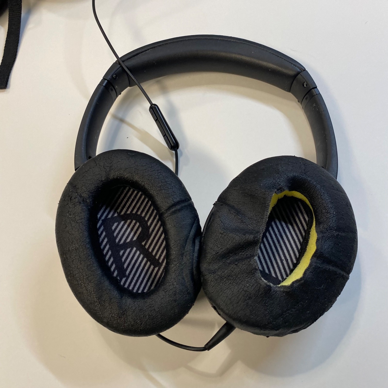 Bose SoundTrue around-ear headphones II, Charcoal, Tested