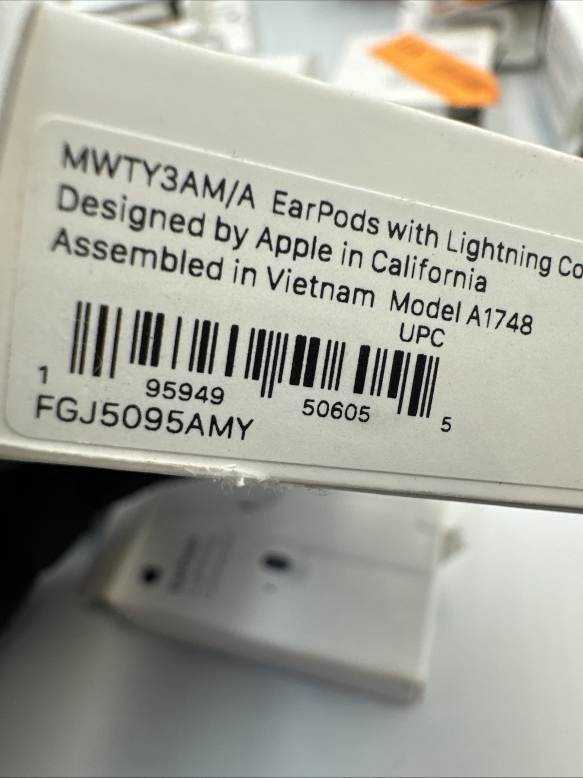 Lot 25 Apple EarPods Lightning A1748 OEM iPhone Headphones Tested Clean