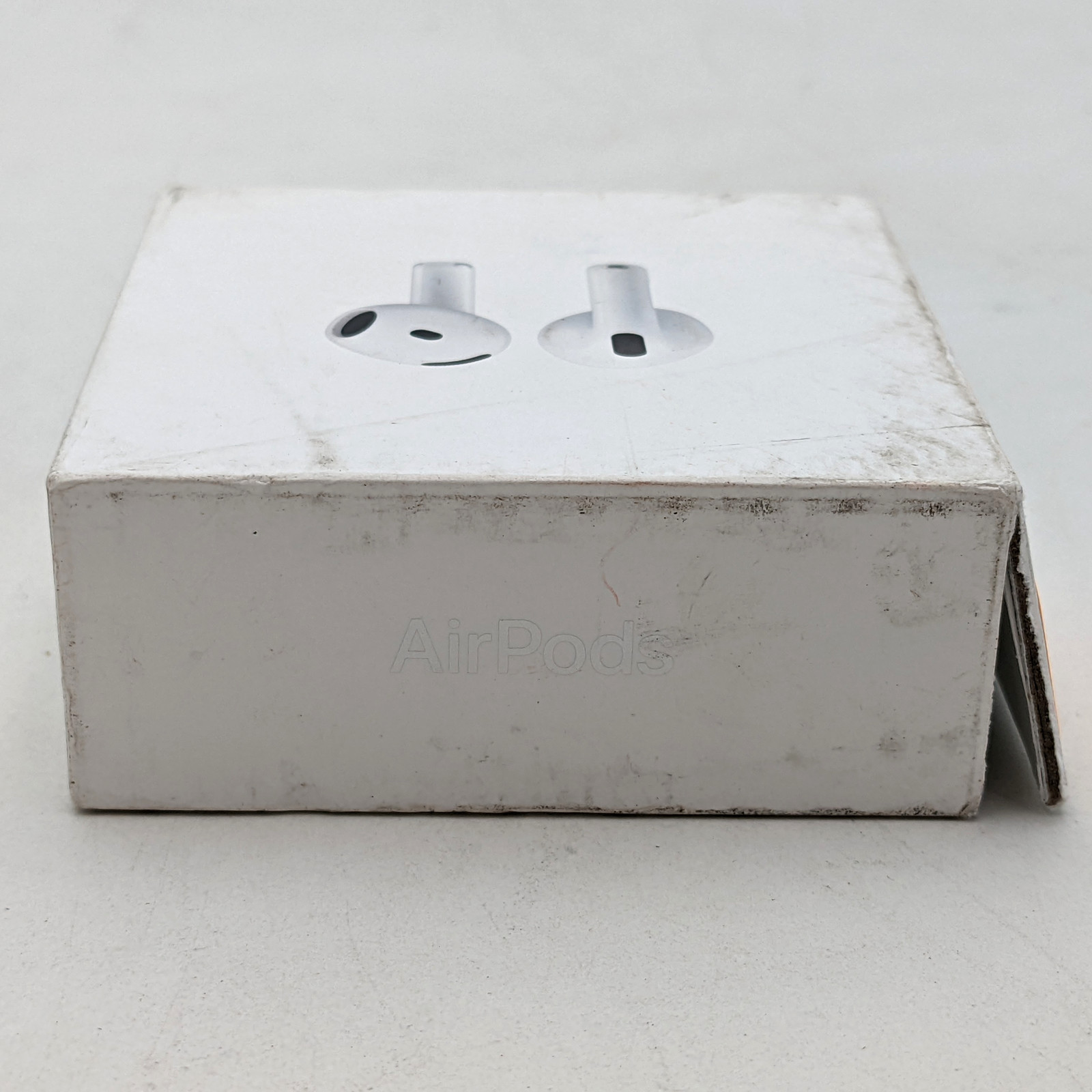 Apple AirPods 4th Gen Earbuds & Case – (A3050 A3053 A3058) – MXP63LL/A