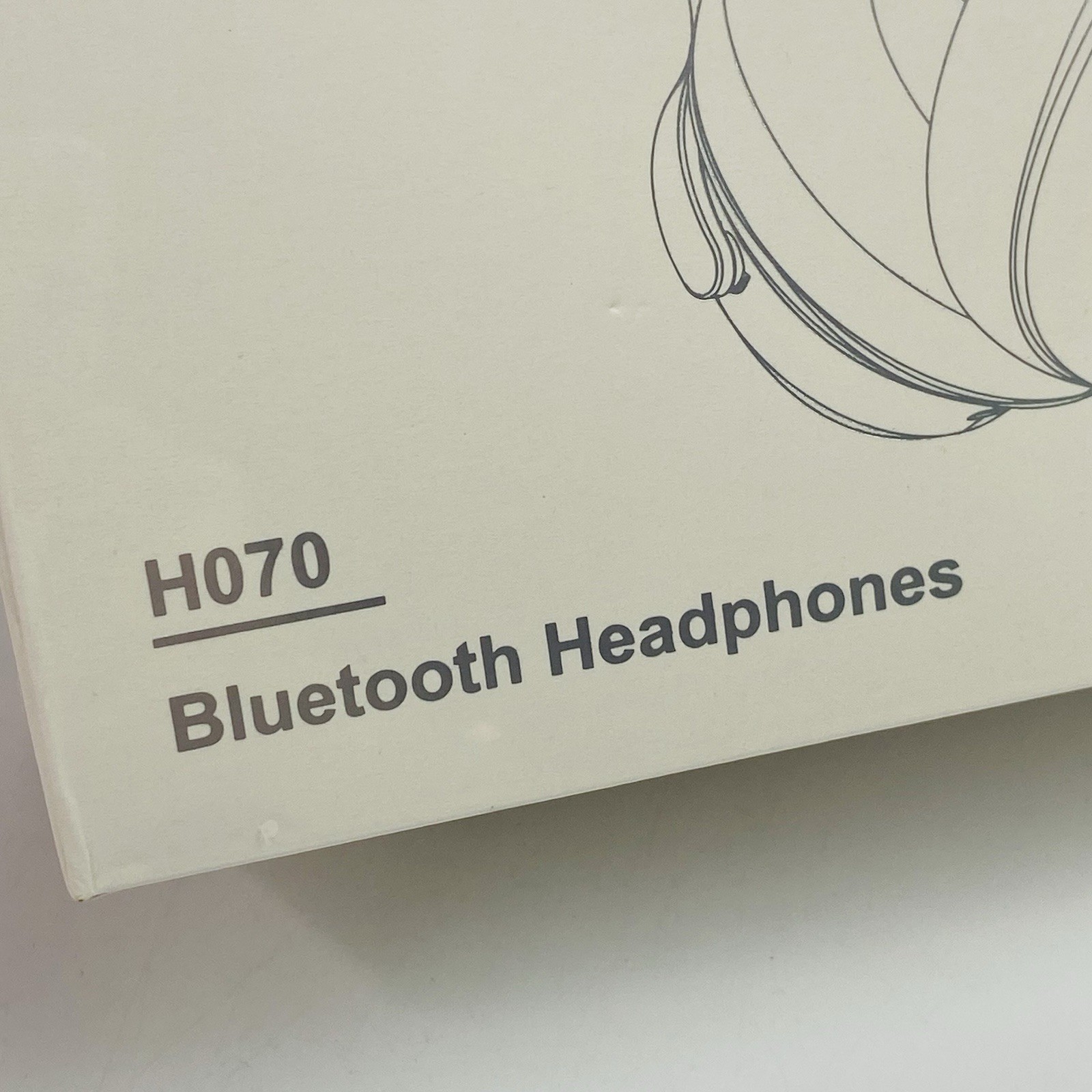 RCA H070 Bluetooth Headphones Active Noise Cancelling Black 30 Hours NEW SEALED