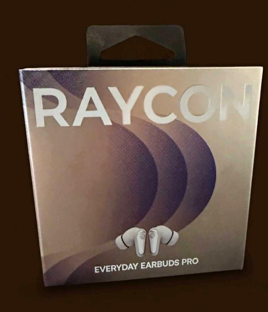 Raycon Everyday Earbuds Pro White Bluetooth In-Ear w/ Case, USB-C Cable