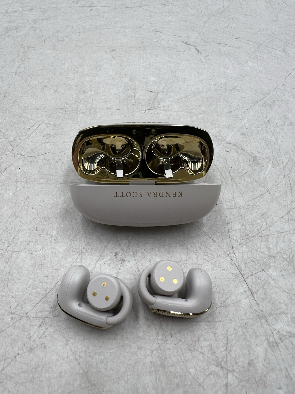 Bose x Kendra Scott Ultra Open Earbuds Mother of Pearl