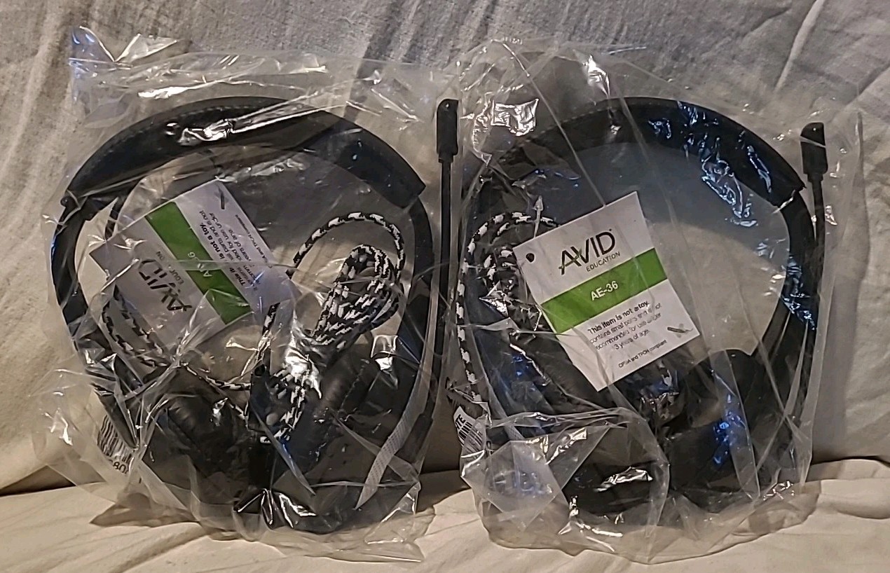 Avid ~ Gamer Headphone AE-36 Headset w/ Noise Canceling Microphone (SET OF 2)