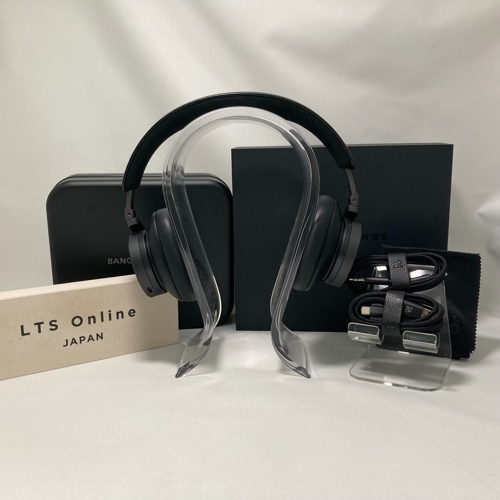 Bang & Olufsen Beoplay H95 Wireless ANC Over-Ear Headphones Titanium 40mm