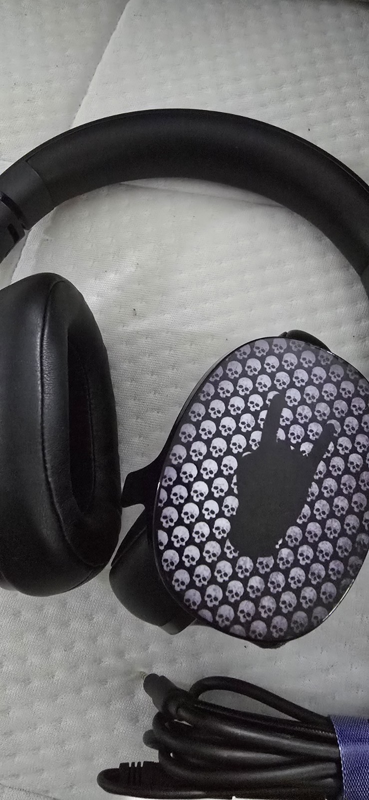Heavy Headphones Used with Original Box And In Good Condition