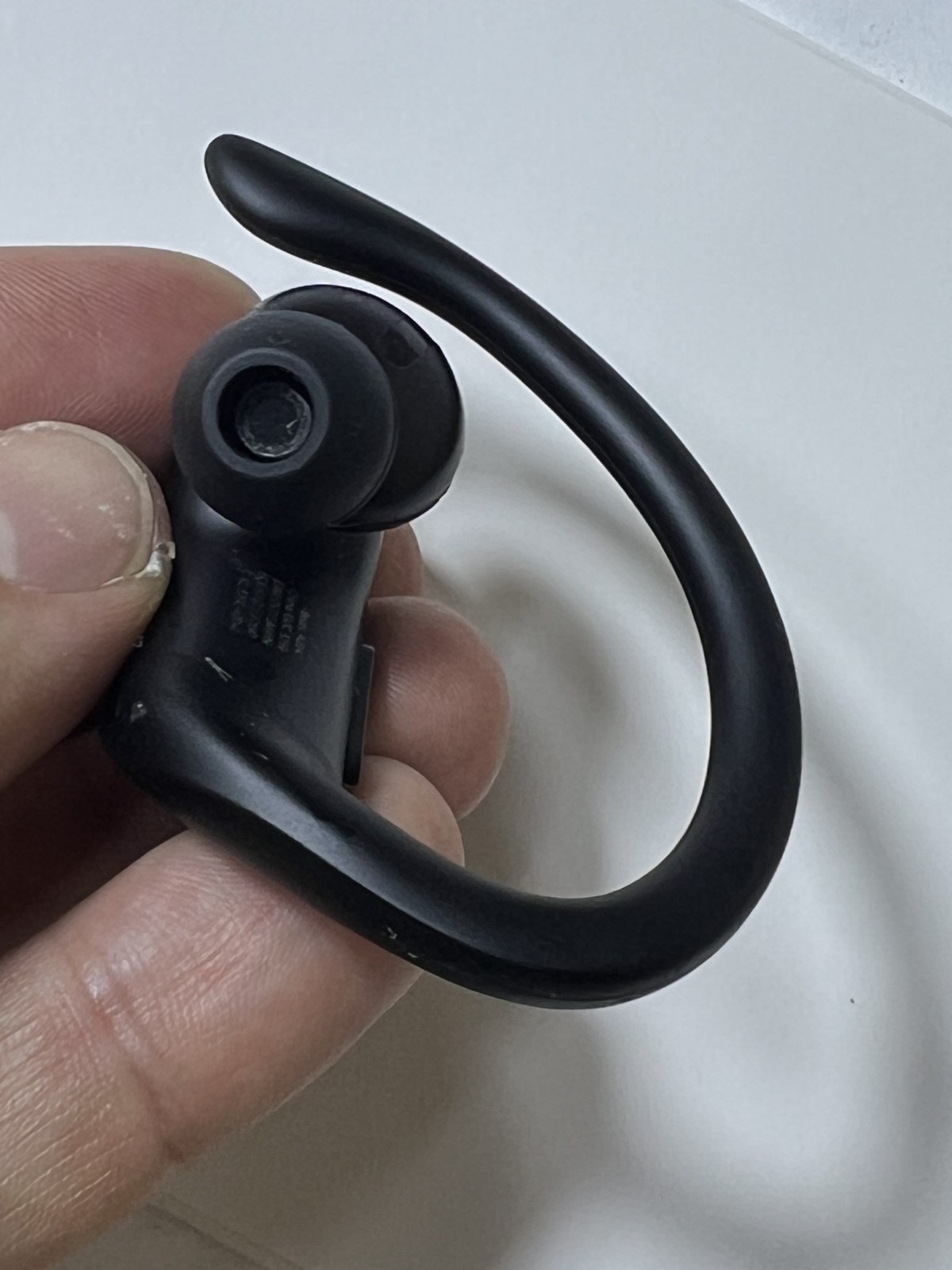 OEM Beats by Dr. Dre A2047 Powerbeats Pro – EarHook Replacement LEFT SIDE BLACK