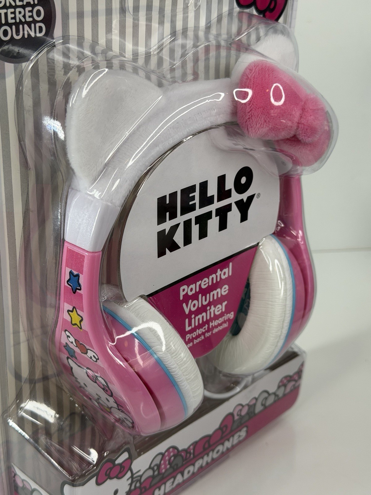 Hello Kitty Headphone for Kids Built in Volume Limiter Headset 2019 3.5mm Wired