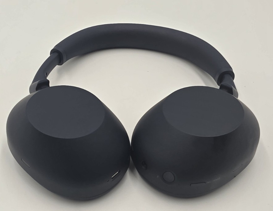 Sony WH-1000XM6 The Best Wireless Noise Canceling Headphones
