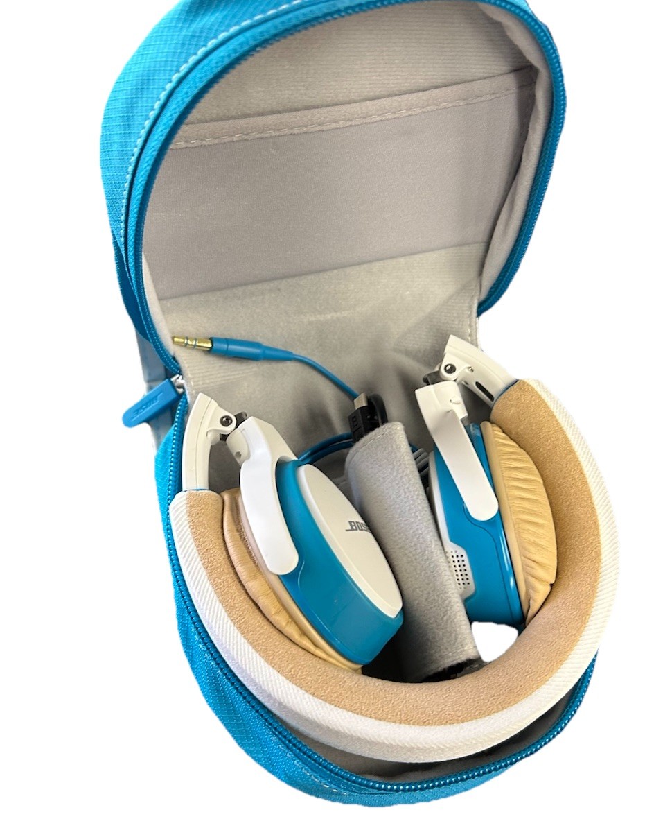 Bose Soundlink On-ear Headphones with Aux and Case Teal/White