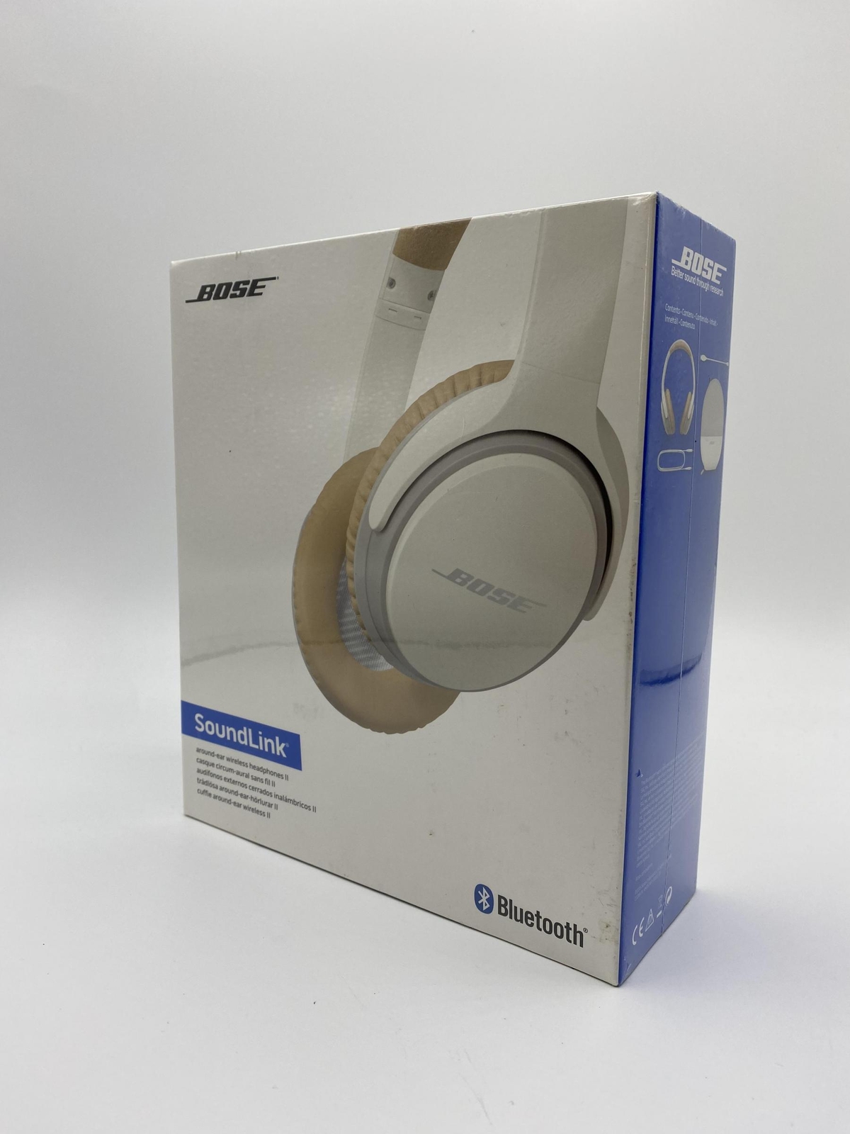 Bose SoundLink II Around-Ear Wireless Bluetooth Headphones – White (741158-0020)