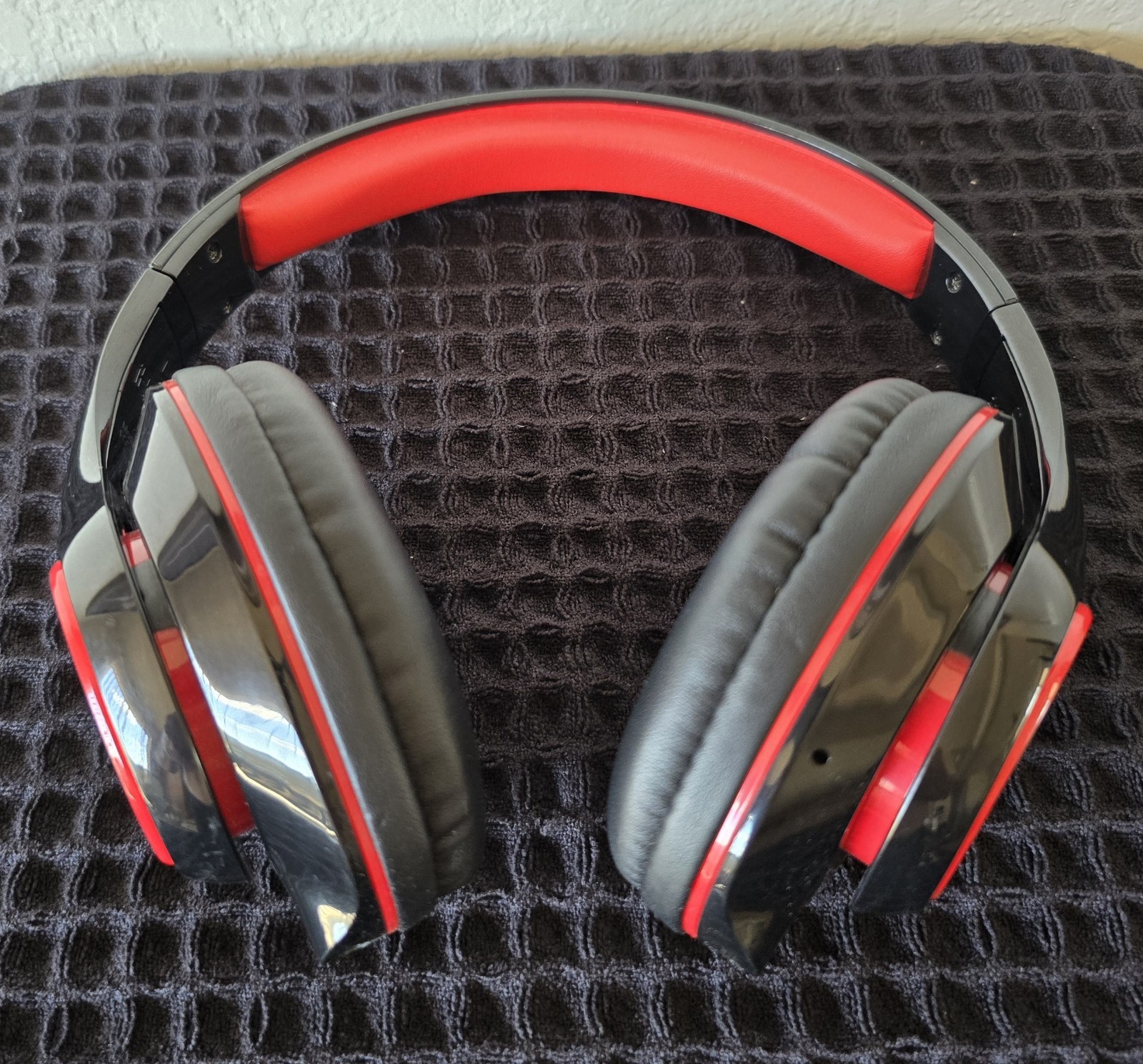 ​iHome iB90 Wireless Bluetooth Headphones Black Red – Tested & Working Great