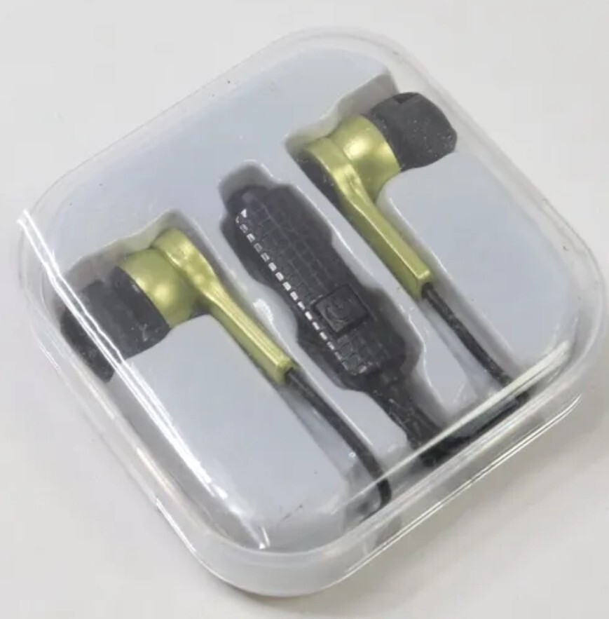 NEW Lot of 12 CT Tek CTTEKSTE Stereo Earphone with Microphone(10)