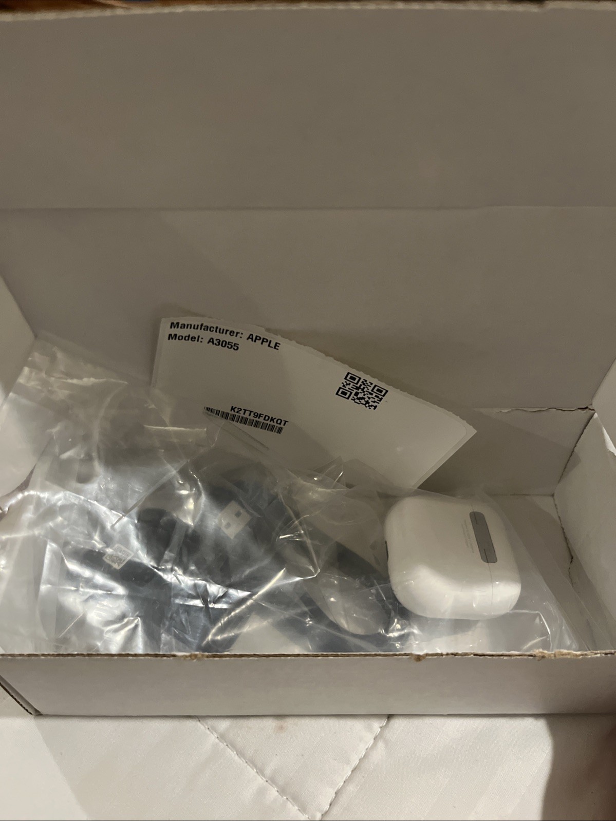 Apple AirPods 4th Gen Complete Set White, A3058/A3059/A3053