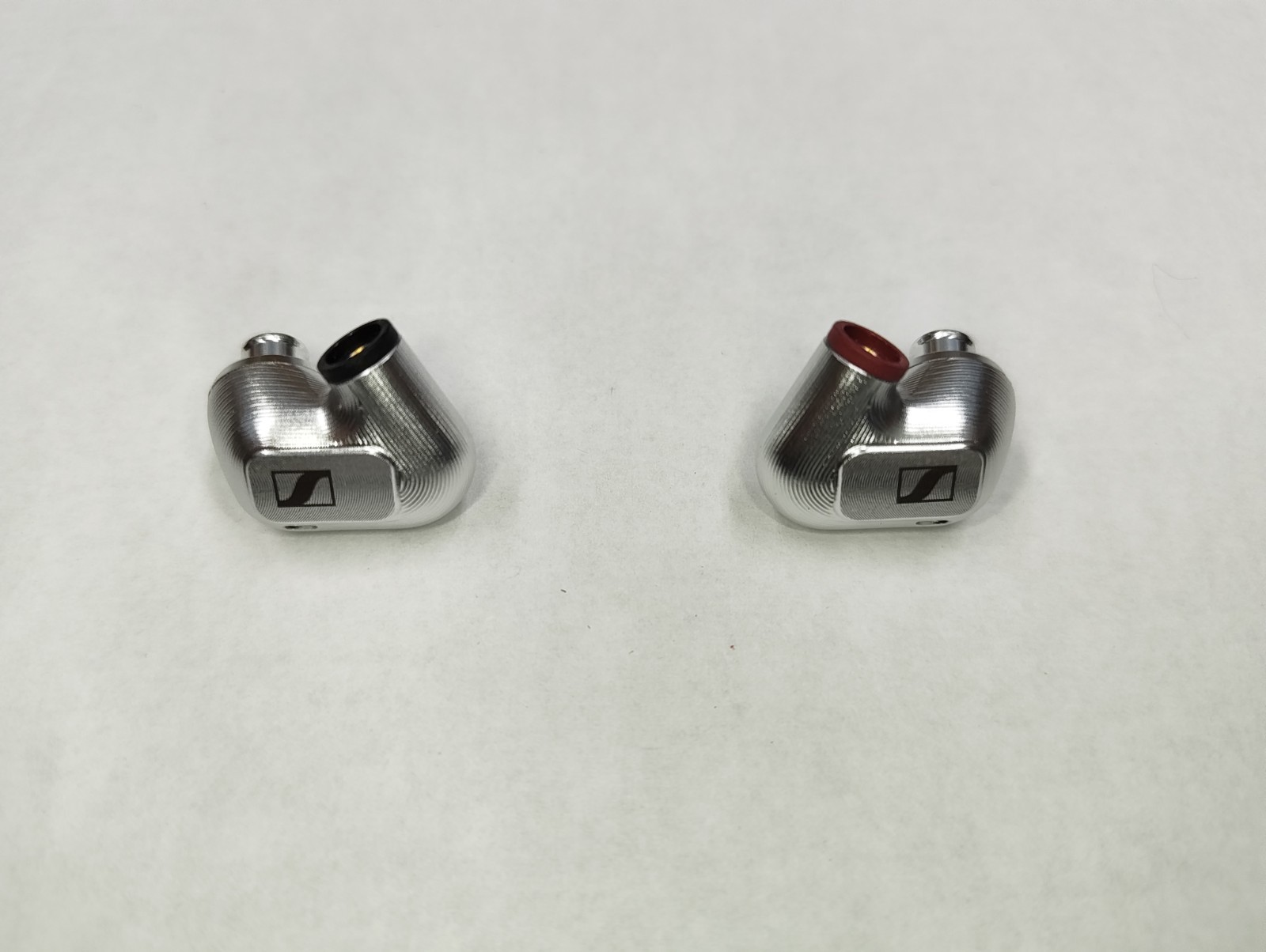 Sennheiser IE 900 Audiophile Wired In-Ear Monitor Headphones – READ!