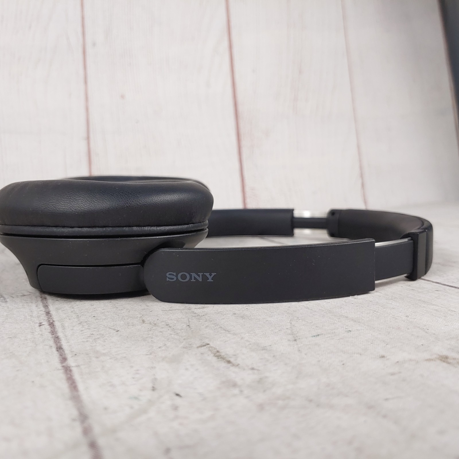 Sony YY2966 Headphones – WH-CH720N WIRELESS BLUETOOTH – Noise Cancelling Black
