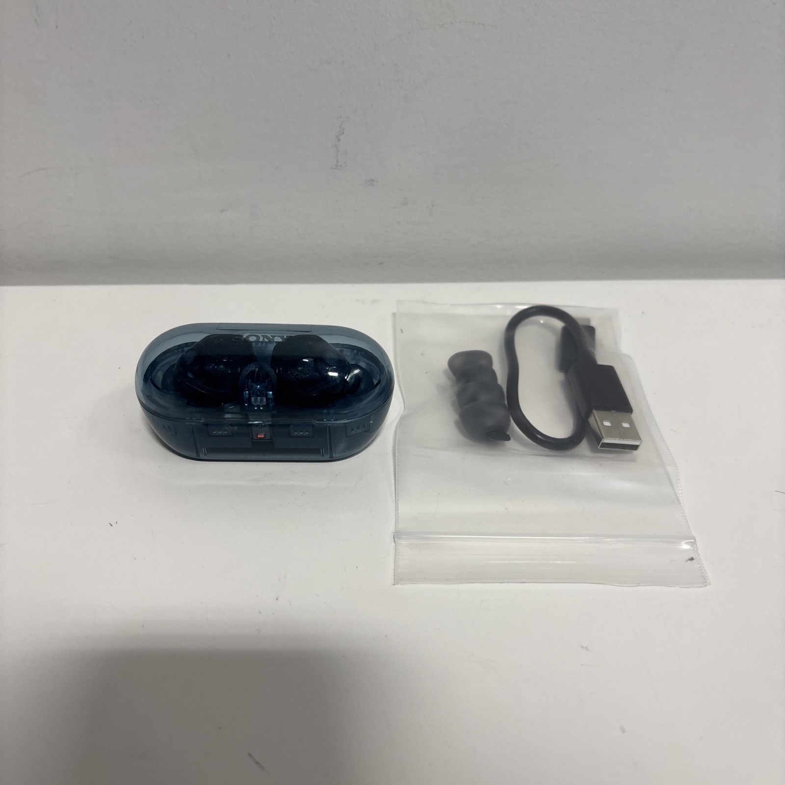Sony WF-C710N/L Bluetooth Wireless In-Ear Headphones – Mint Cond. – Glass Blue