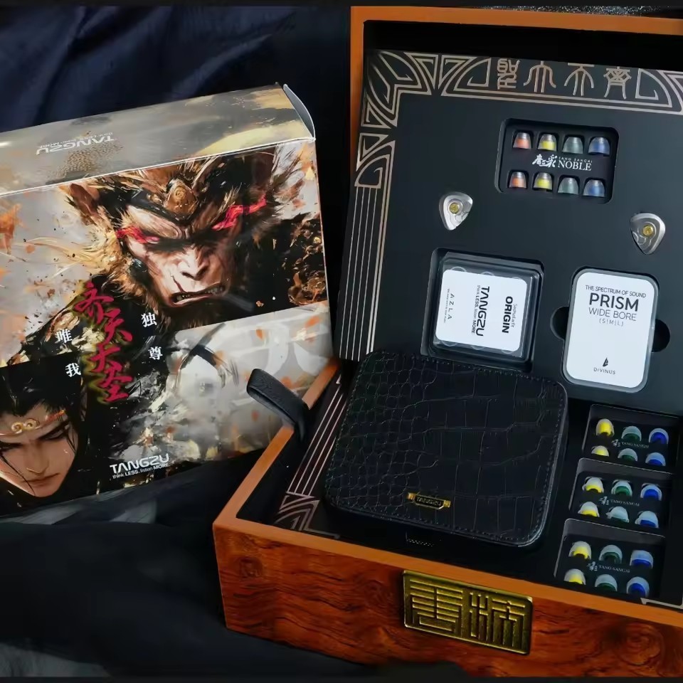 TANGZU THE KING WUKONG 1DD+6BA+4EST In-ear Headphone