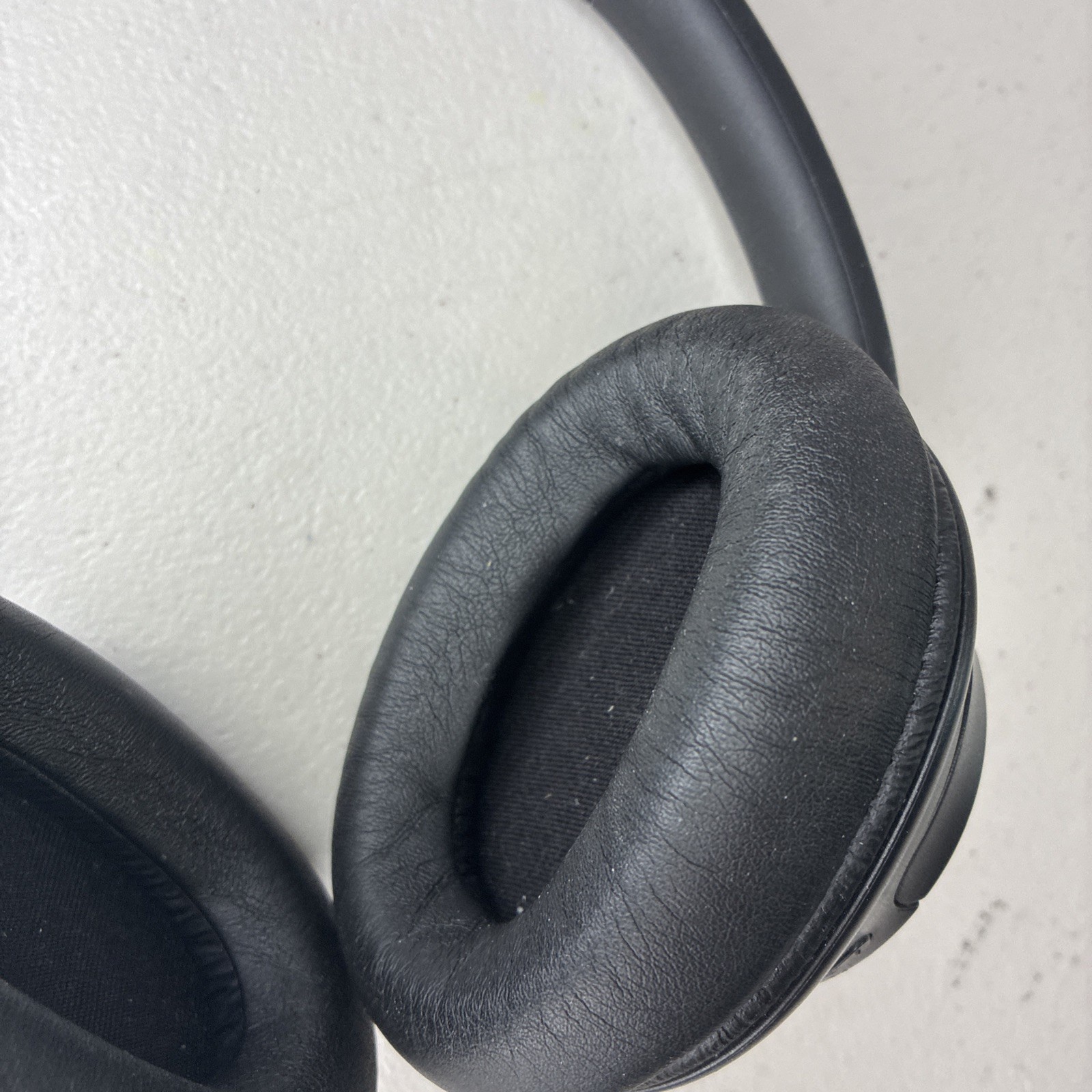 SONY WH-CH720N Noise Canceling Wireless Headphones – BLACK *NO POWER CABLE*