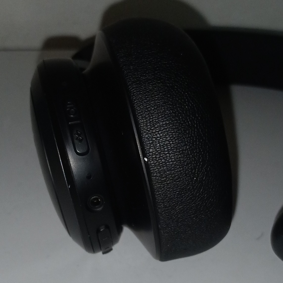 JBL Live Free NC+ Black Over-Ear