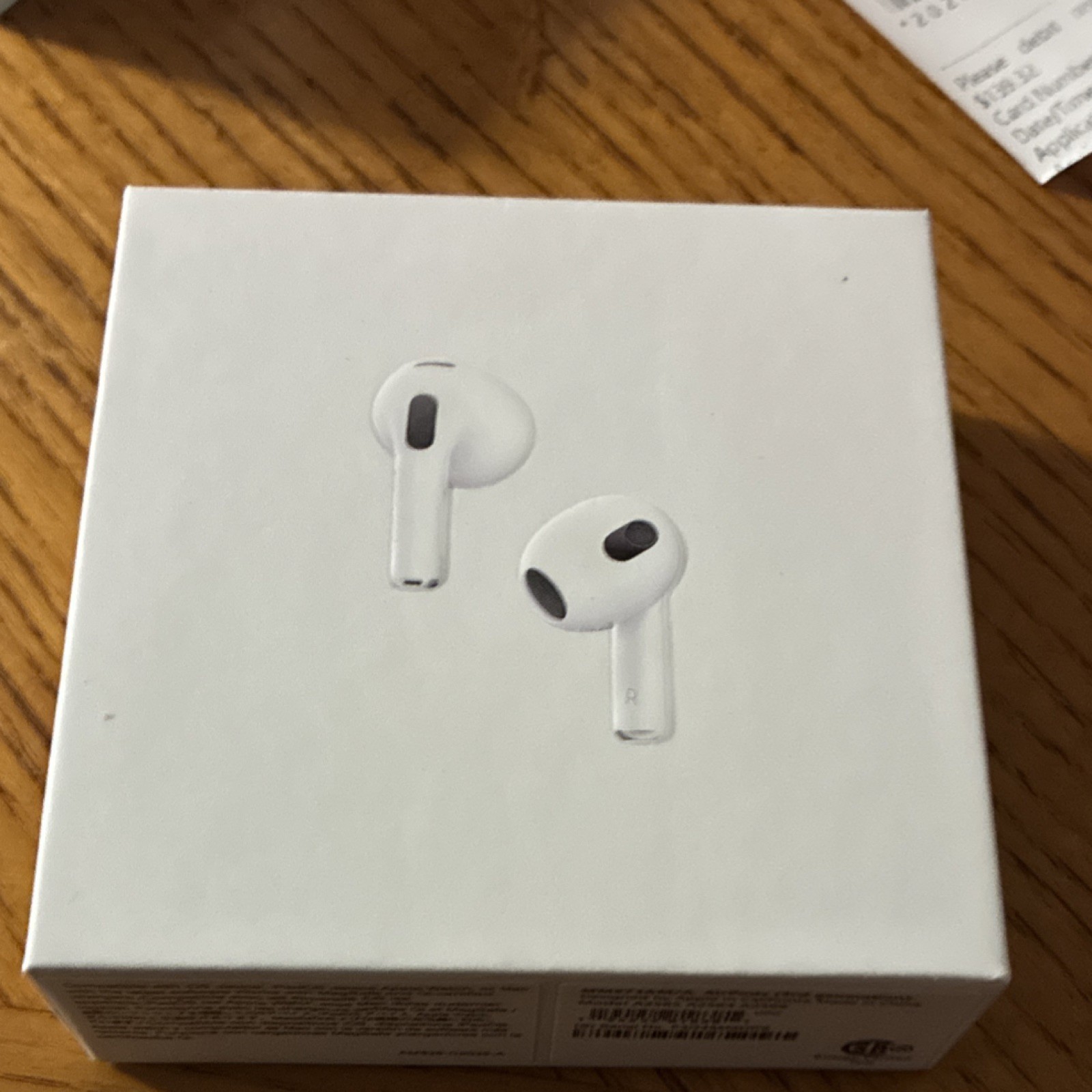 Apple AirPods Wireless Bluetooth In-Ear Earbuds White Built-In Mic 2020s gen 3s