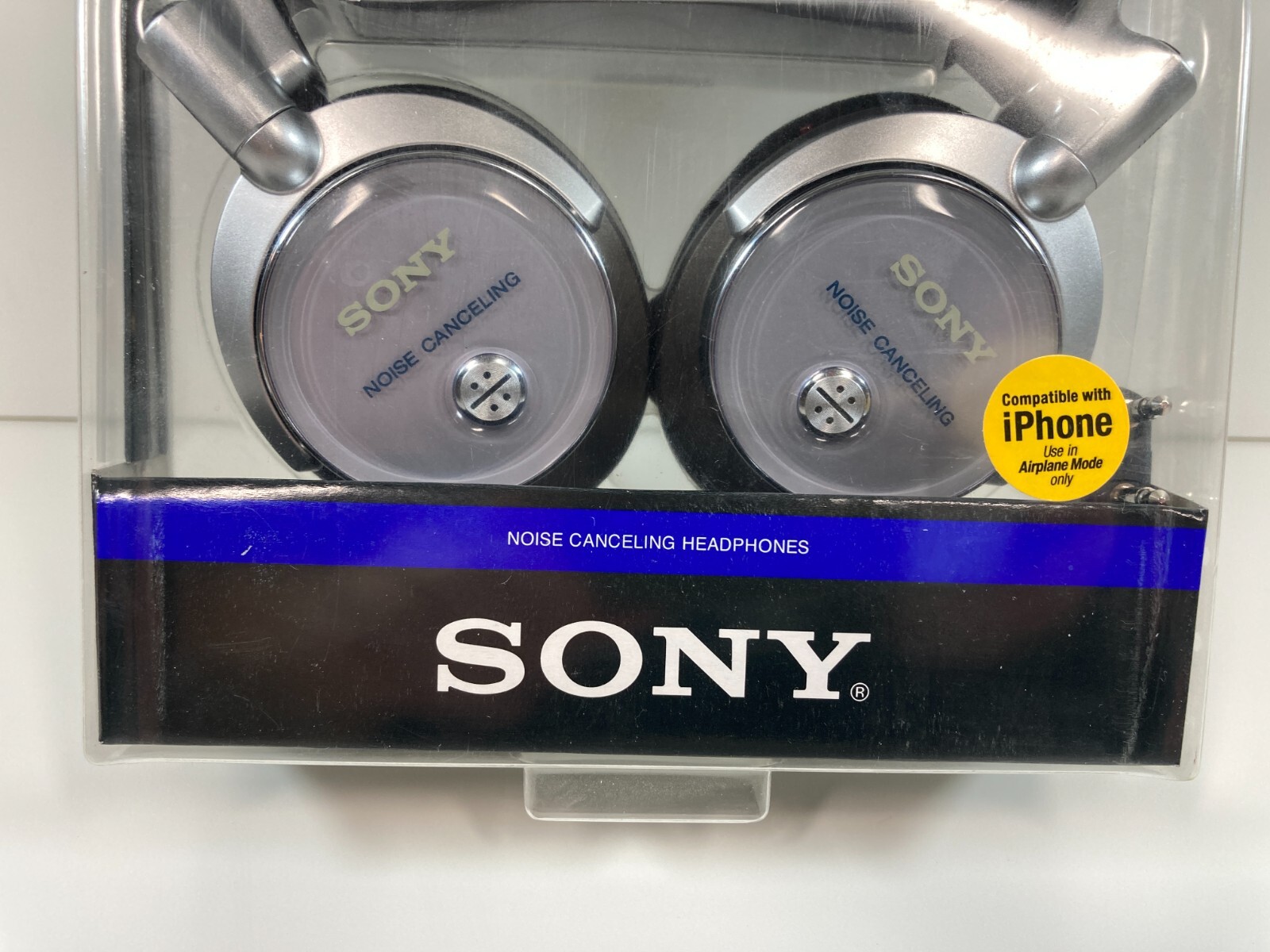 Sony MDR-NC6 Noise Canceling Headphones