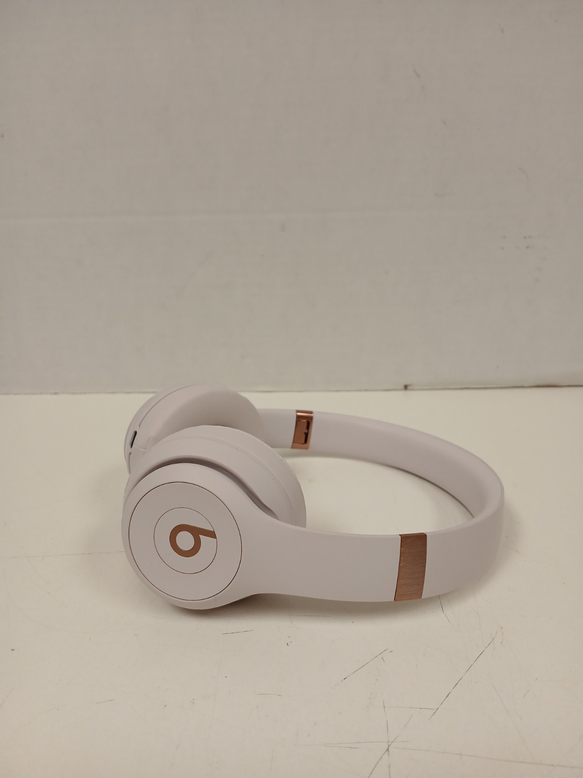 Beats Solo 4 Wireless On-Ear Headphones, Cloud Pink