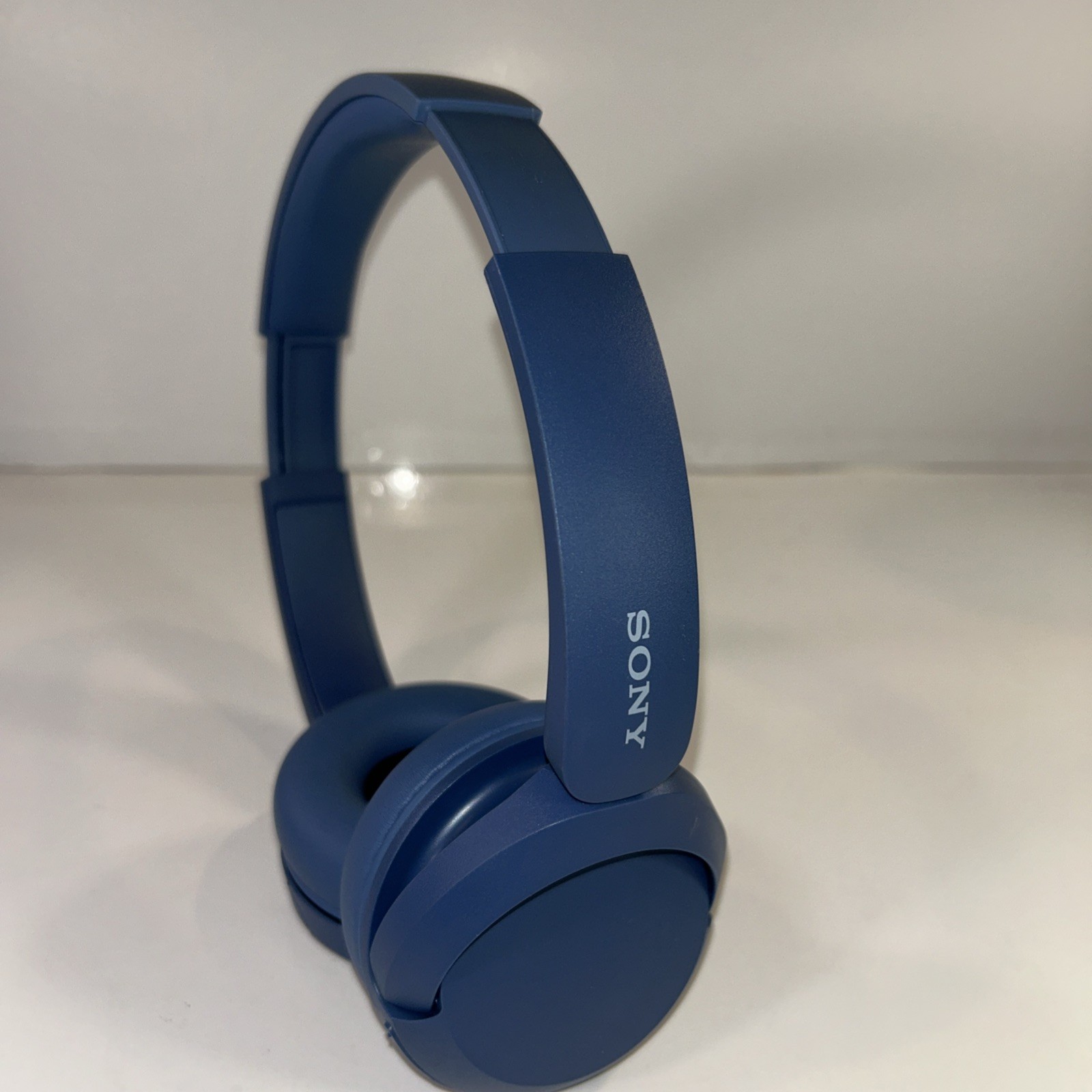Sony WH-CH520 YY2958 Wireless Bluetooth Headphones On Ear Matte Blue USED