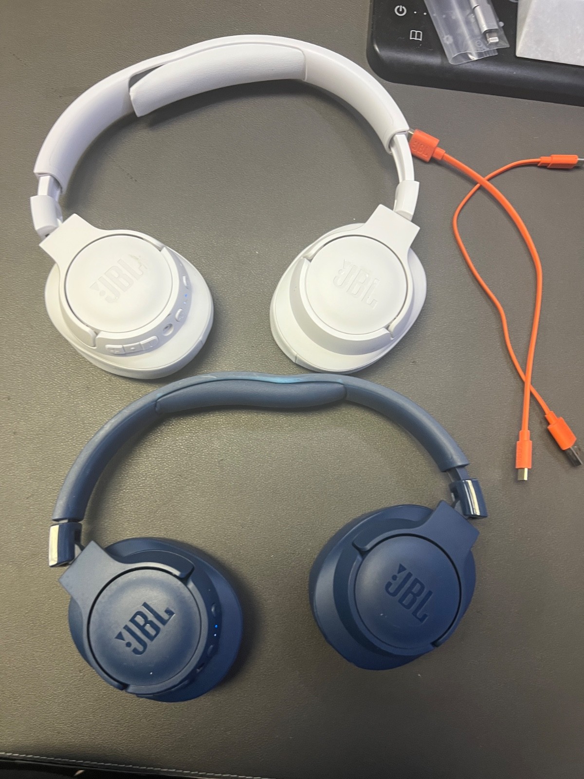 JBL Tune760NC LOT OF 2 – Active NC Bluetooth Headphones-BENT BUT WORKS!-2